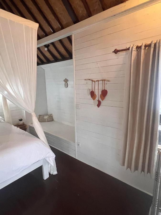 Mista Ceningan'S Beach Bungalows Previously The Kubu 221 Lembongan Exterior foto