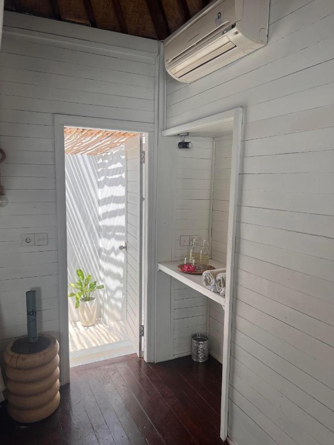 Mista Ceningan'S Beach Bungalows Previously The Kubu 221 Lembongan Exterior foto
